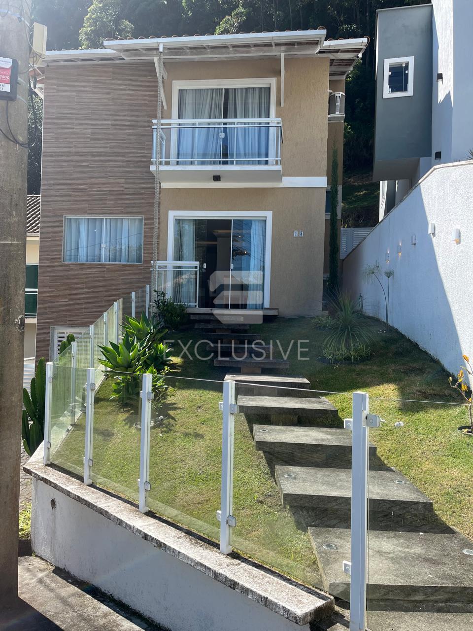 Casa com 4 dormit&oacute;rios &agrave; venda, 231 m&sup2; por R$ 990.000,00 -Cascatinha - Nova Friburgo/RJ  Nova Friburgo - 