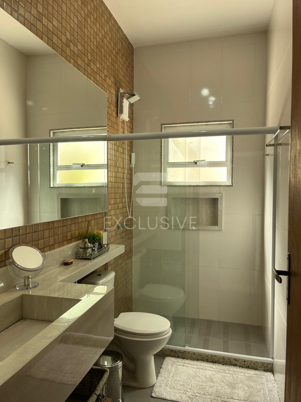 Casa com 4 dormit&oacute;rios &agrave; venda, 231 m&sup2; por R$ 990.000,00 -Cascatinha - Nova Friburgo/RJ  Nova Friburgo - 