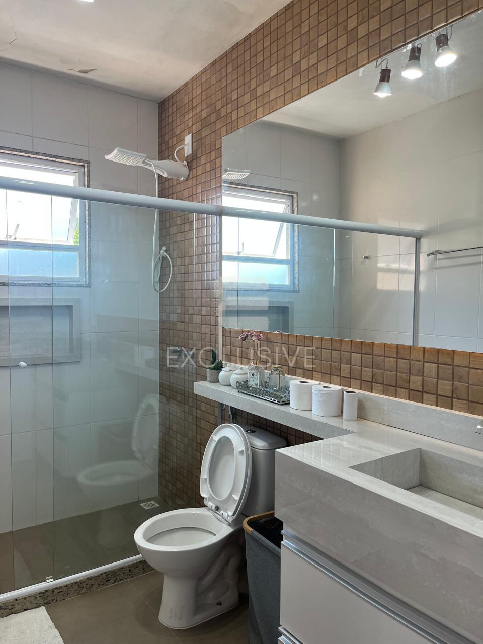 Casa com 4 dormit&oacute;rios &agrave; venda, 231 m&sup2; por R$ 990.000,00 -Cascatinha - Nova Friburgo/RJ  Nova Friburgo - 