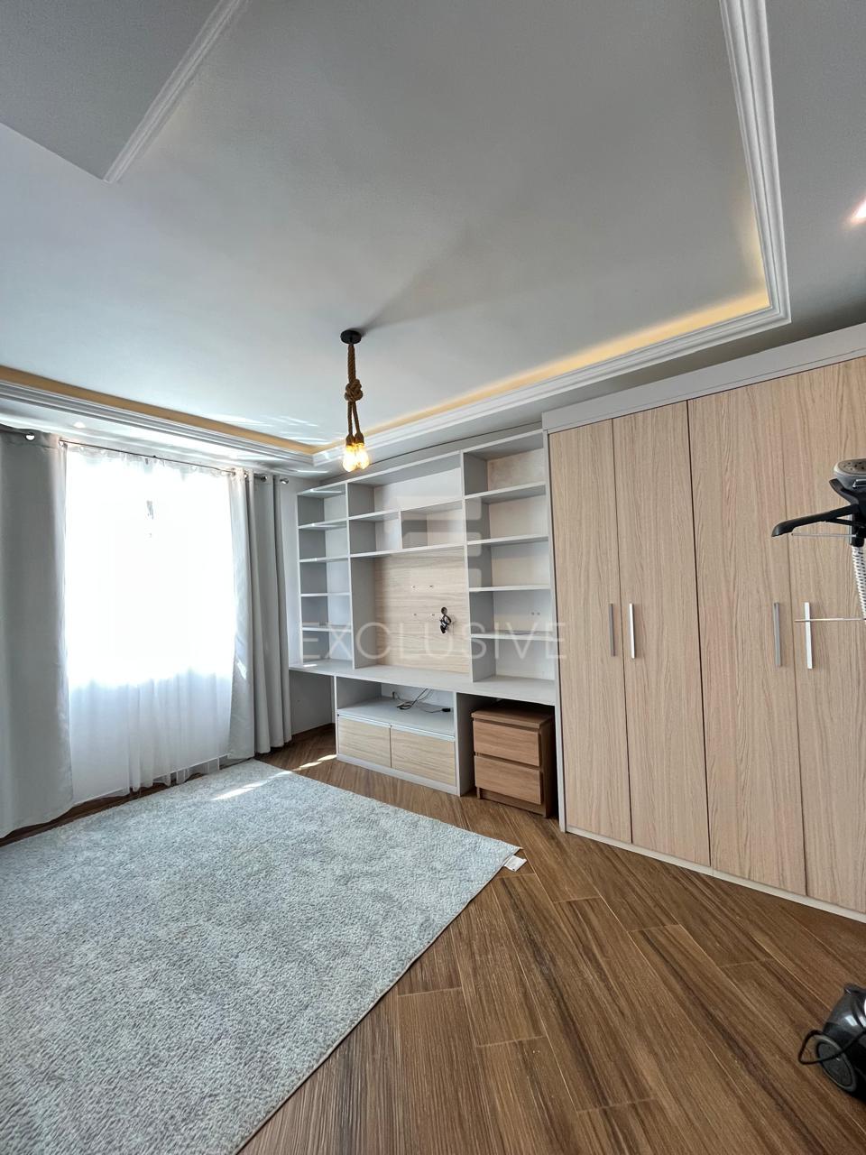 Casa com 4 dormit&oacute;rios &agrave; venda, 231 m&sup2; por R$ 990.000,00 -Cascatinha - Nova Friburgo/RJ  Nova Friburgo - 