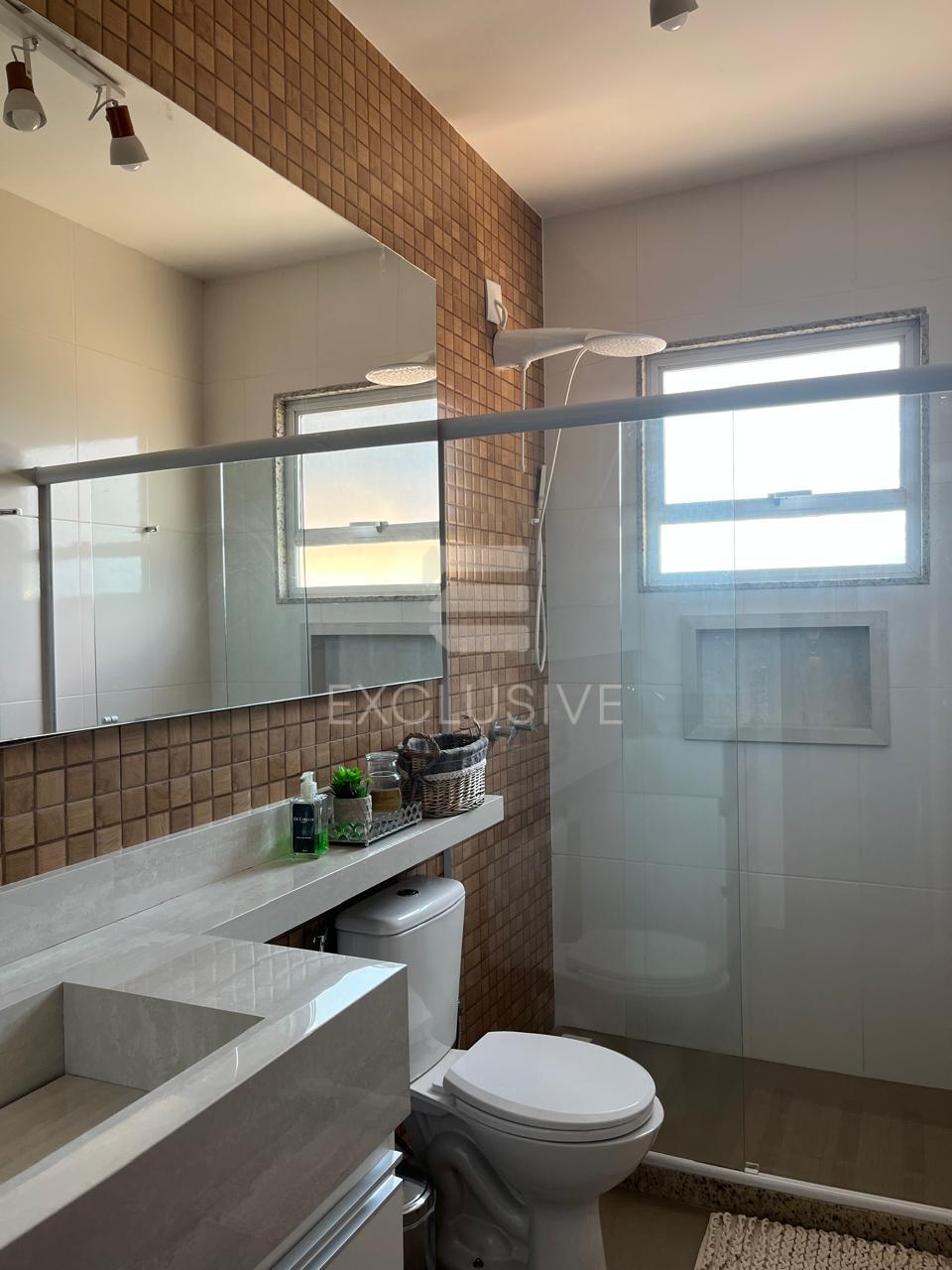 Casa com 4 dormit&oacute;rios &agrave; venda, 231 m&sup2; por R$ 990.000,00 -Cascatinha - Nova Friburgo/RJ  Nova Friburgo - 