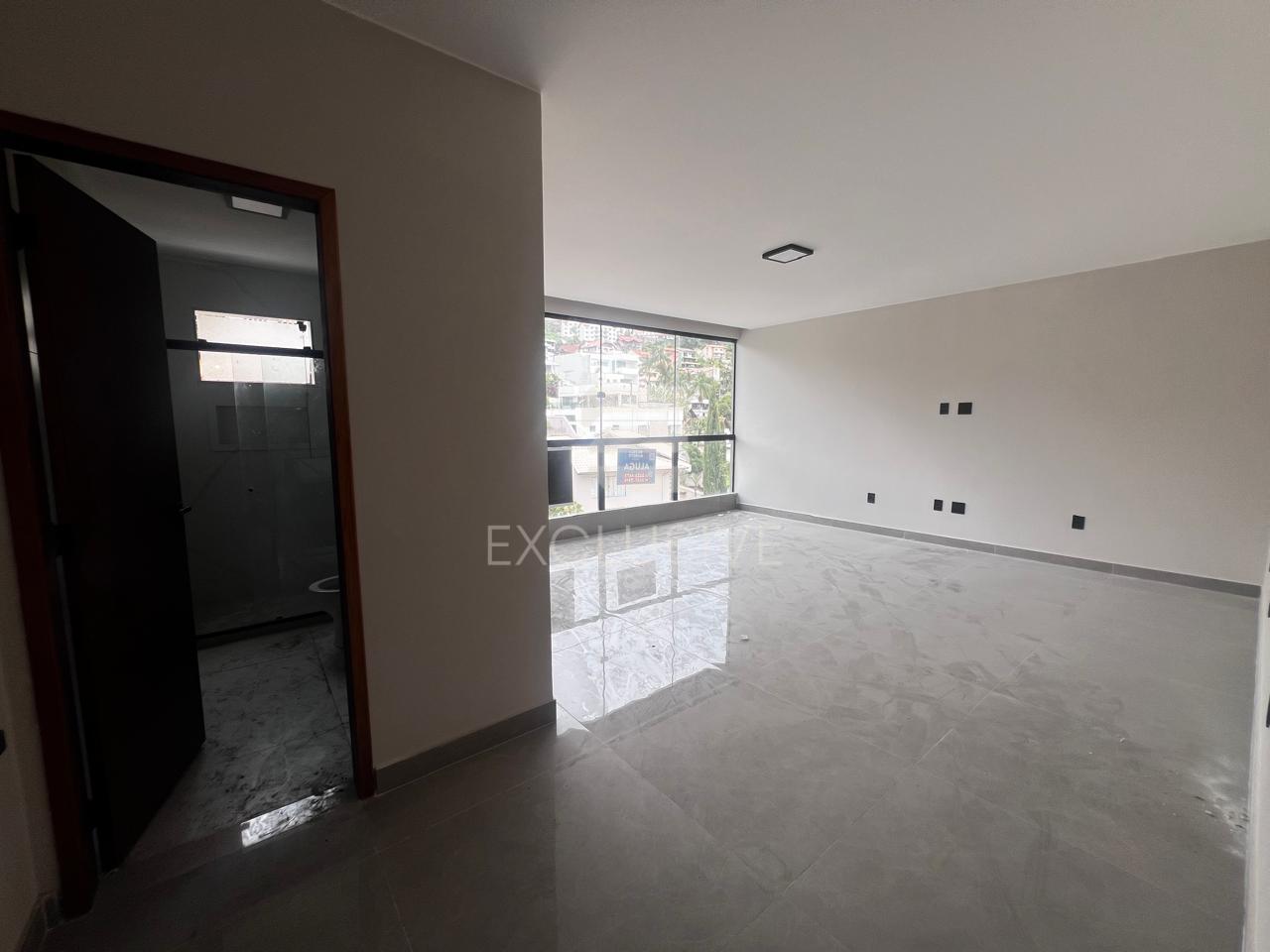 EXCELENTE COBERTURA LOCA&Ccedil;&Atilde;O NAS BRAUNES - NOVA FRIBURGO  Nova Friburgo - 