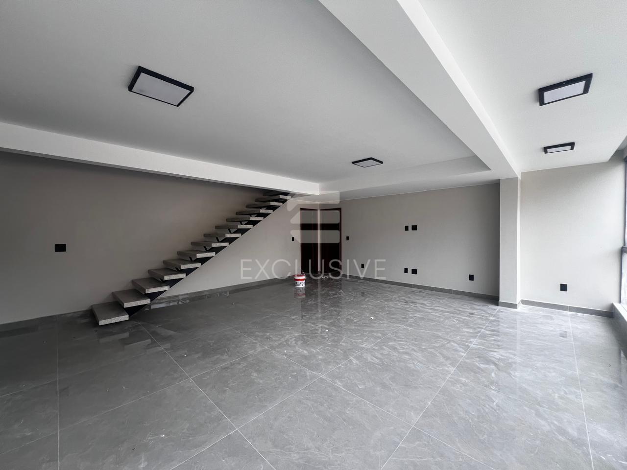 EXCELENTE COBERTURA LOCA&Ccedil;&Atilde;O NAS BRAUNES - NOVA FRIBURGO  Nova Friburgo - 