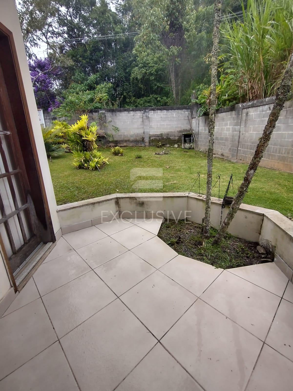 Casa com 3 dormit&oacute;rios &agrave; venda, 200 m&sup2; por R$ 750.000 - Fazenda Bela Vista - Nova Friburgo  Nova Friburgo - 