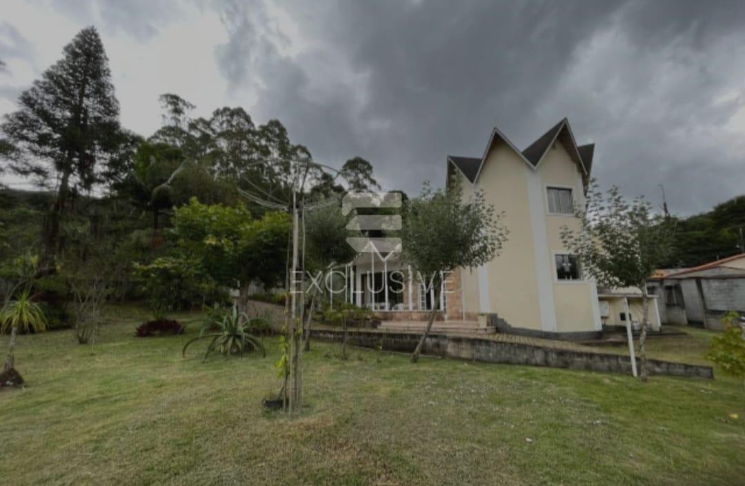 Casa com 3 dormit&oacute;rios &agrave; venda, 200 m&sup2; por R$ 750.000 - Fazenda Bela Vista - Nova Friburgo  Nova Friburgo - 