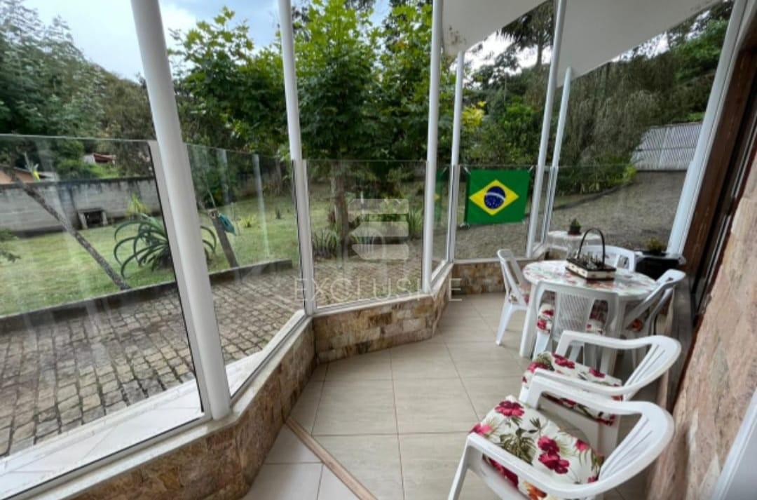 Casa com 3 dormit&oacute;rios &agrave; venda, 200 m&sup2; por R$ 750.000 - Fazenda Bela Vista - Nova Friburgo  Nova Friburgo - 