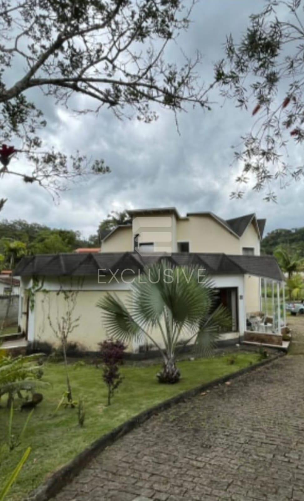 Casa com 3 dormit&oacute;rios &agrave; venda, 200 m&sup2; por R$ 750.000 - Fazenda Bela Vista - Nova Friburgo  Nova Friburgo - 