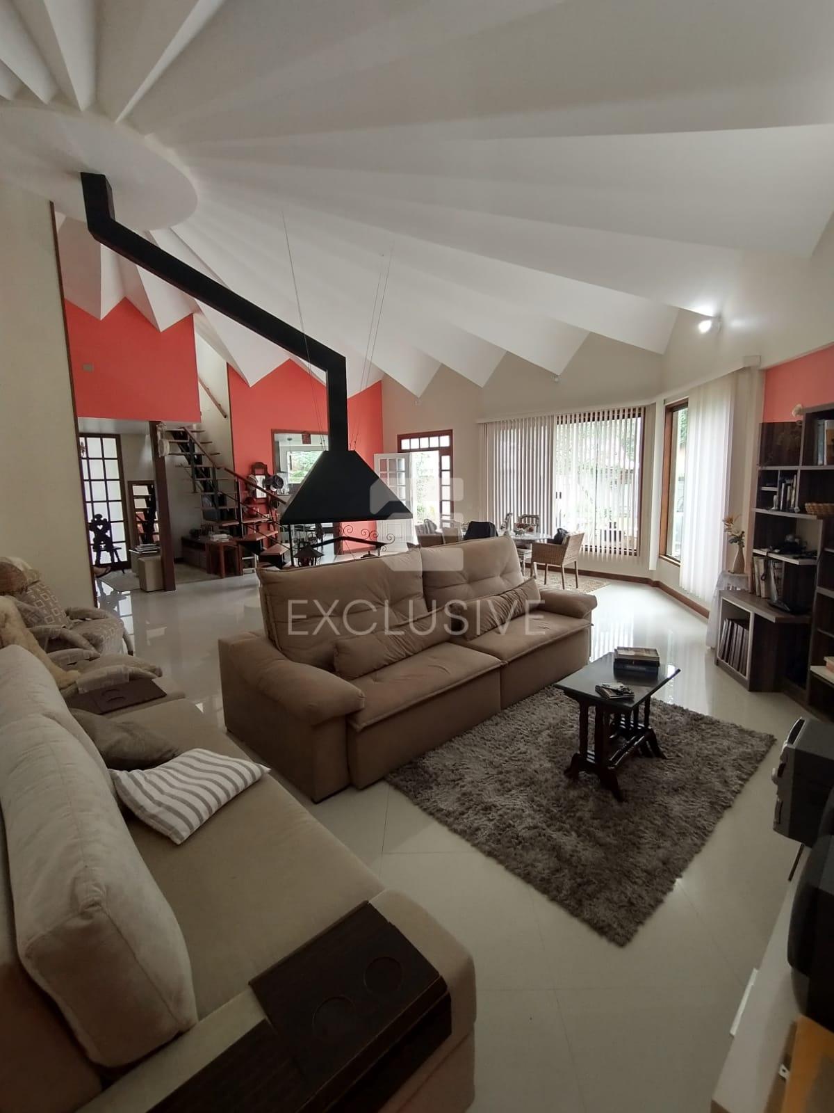 Casa com 3 dormit&oacute;rios &agrave; venda, 200 m&sup2; por R$ 750.000 - Fazenda Bela Vista - Nova Friburgo  Nova Friburgo - 