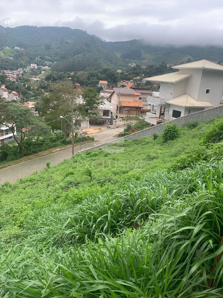 Terreno &agrave; venda, 825 m&sup2; por R$ 300.000 - C&ocirc;nego- Nova Friburgo/RJ Rua Félicio Vassalo Nova Friburgo - 
