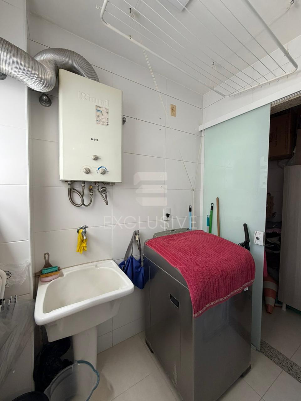 Apartamento com 3 dormit&oacute;rios &agrave; venda, 105 m&sup2; por R$ 550.000,00 - C&ocirc;nego - Nova Friburgo  Nova Friburgo - 