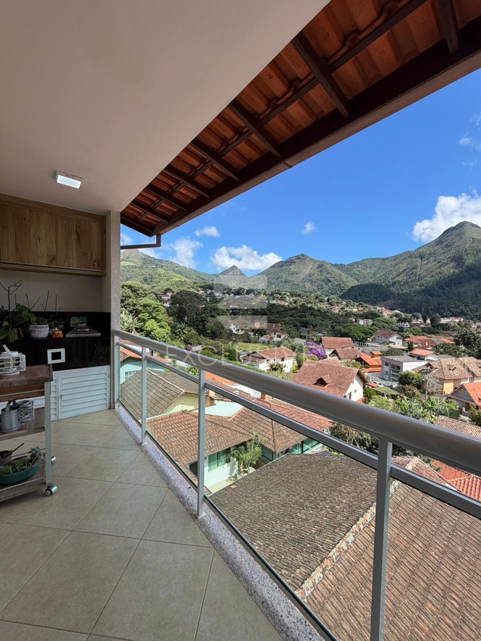 Apartamento com 3 dormit&oacute;rios &agrave; venda, 105 m&sup2; por R$ 550.000,00 - C&ocirc;nego - Nova Friburgo  Nova Friburgo - 