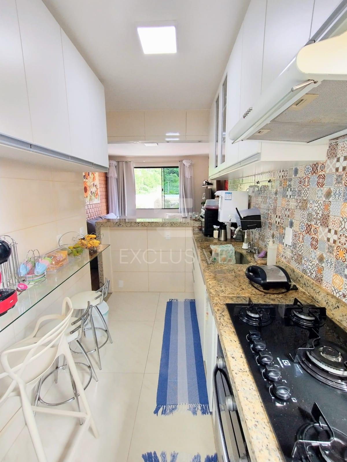 Apartamento com 2 dormit&oacute;rios &agrave; venda, 47 m&sup2; por R$ 360.000 - C&ocirc;nego  Nova Friburgo - 