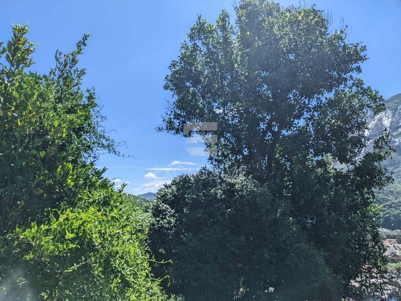 EXCELENTE CHAL&Eacute; PARA LOCA&Ccedil;&Atilde;O - C&Ocirc;NEGO - NOVA FRIBURGO R$2.500,00  Nova Friburgo - 