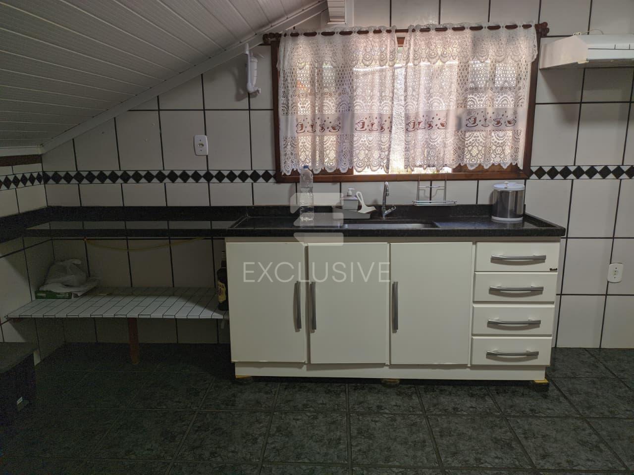 EXCELENTE CHAL&Eacute; PARA LOCA&Ccedil;&Atilde;O - C&Ocirc;NEGO - NOVA FRIBURGO R$2.500,00  Nova Friburgo - 