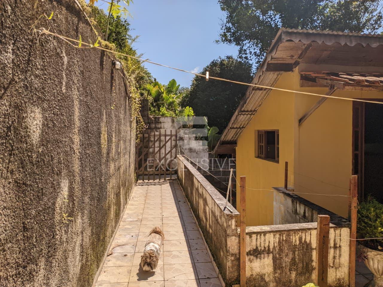 EXCELENTE CHAL&Eacute; PARA LOCA&Ccedil;&Atilde;O - C&Ocirc;NEGO - NOVA FRIBURGO R$2.500,00  Nova Friburgo - 