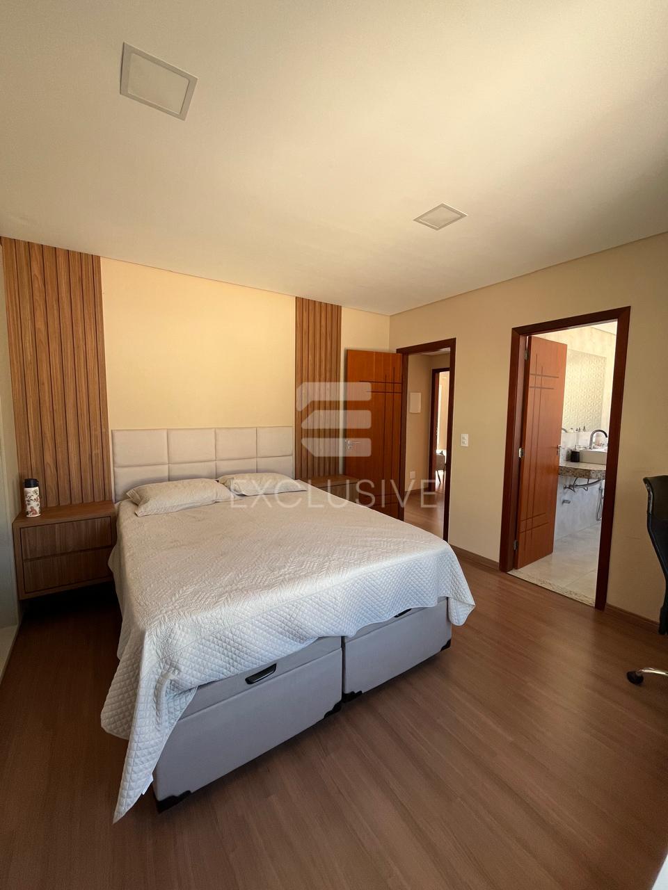 Casa com 3 dormit&oacute;rios &agrave; venda, 254 m&sup2; por R$ 1.590.000 - C&ocirc;nego - Nova Friburgo/RJ  Nova Friburgo - 
