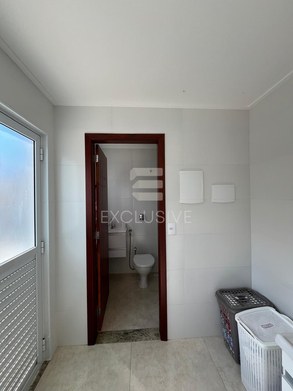 Casa com 3 dormit&oacute;rios &agrave; venda, 254 m&sup2; por R$ 1.590.000 - C&ocirc;nego - Nova Friburgo/RJ  Nova Friburgo - 