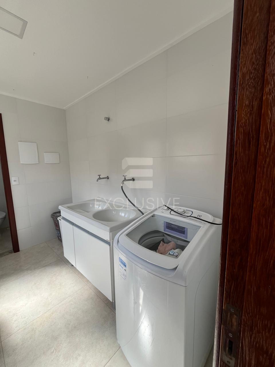 Casa com 3 dormit&oacute;rios &agrave; venda, 254 m&sup2; por R$ 1.590.000 - C&ocirc;nego - Nova Friburgo/RJ  Nova Friburgo - 