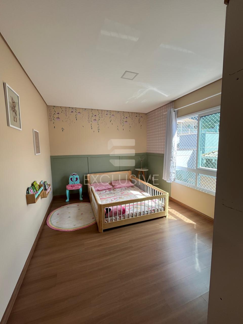 Casa com 3 dormit&oacute;rios &agrave; venda, 254 m&sup2; por R$ 1.590.000 - C&ocirc;nego - Nova Friburgo/RJ  Nova Friburgo - 