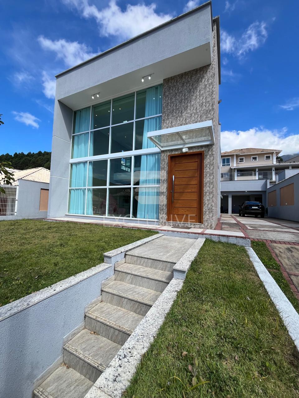Casa com 3 dormit&oacute;rios &agrave; venda, 254 m&sup2; por R$ 1.590.000 - C&ocirc;nego - Nova Friburgo/RJ  Nova Friburgo - 