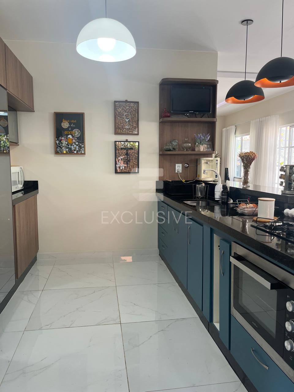 Casa com 4 dormit&oacute;rios &agrave; venda, 405 m&sup2; por R$ 1.300.000,00 - Cascatinha - Nova Friburgo/RJ  Nova Friburgo - 