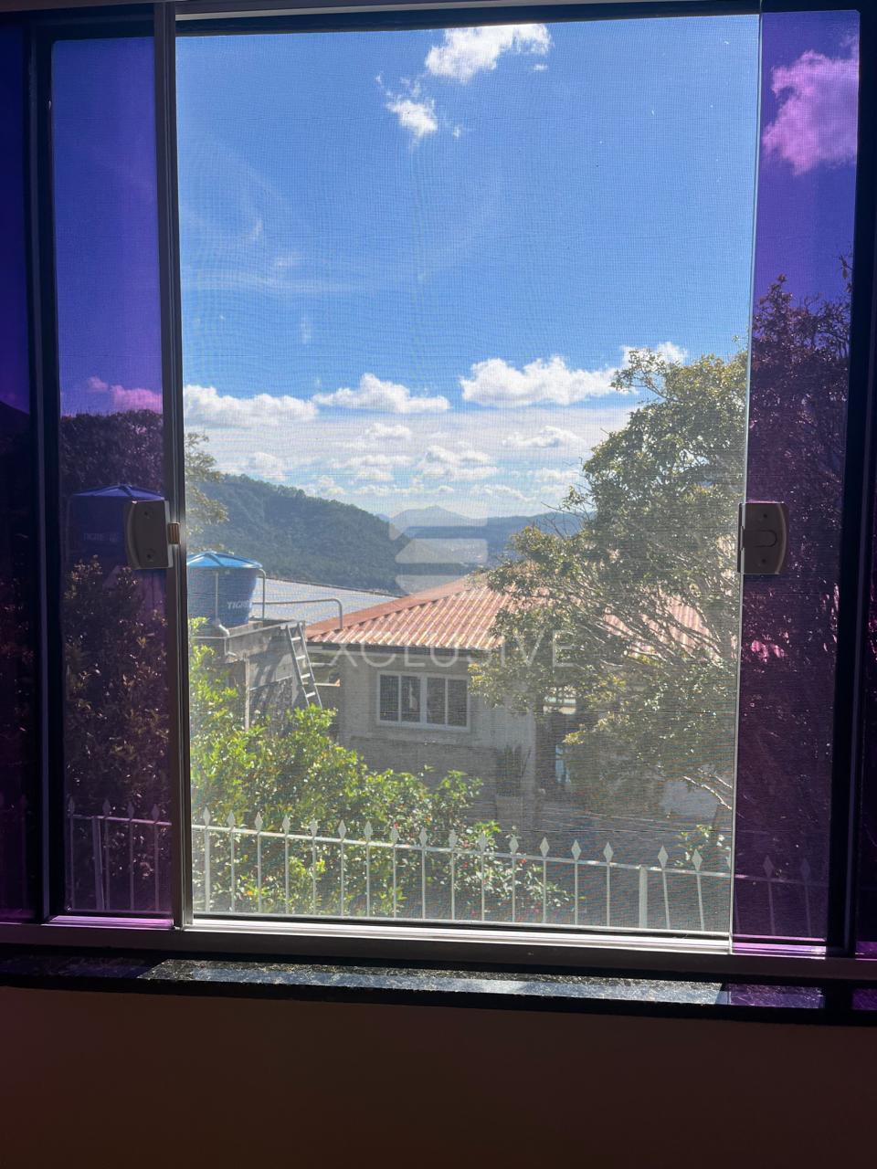Casa com 4 dormit&oacute;rios &agrave; venda, 405 m&sup2; por R$ 1.300.000,00 - Cascatinha - Nova Friburgo/RJ  Nova Friburgo - 