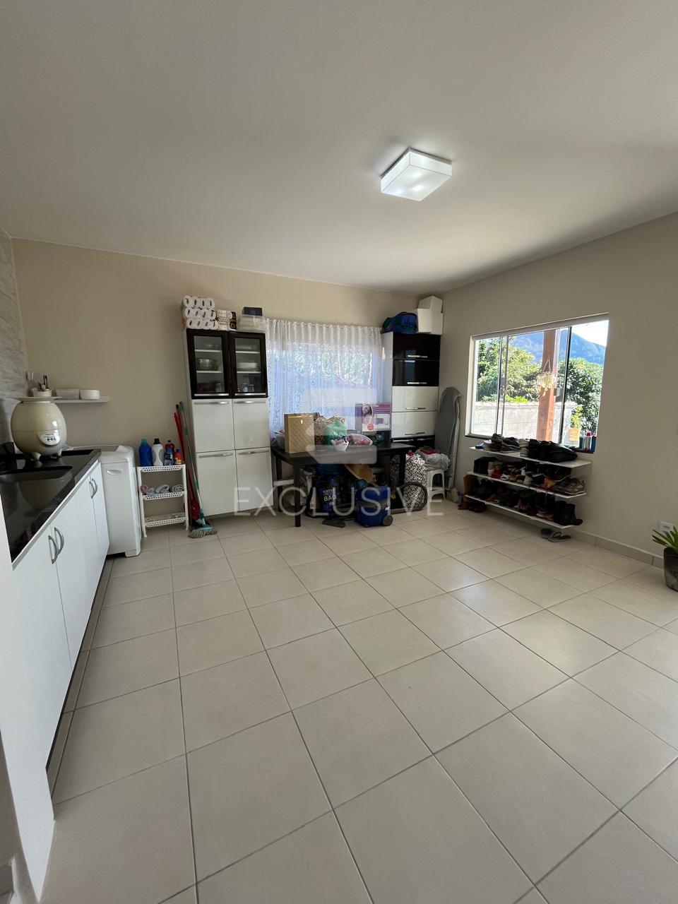 Casa com 4 dormit&oacute;rios &agrave; venda, 405 m&sup2; por R$ 1.300.000,00 - Cascatinha - Nova Friburgo/RJ  Nova Friburgo - 