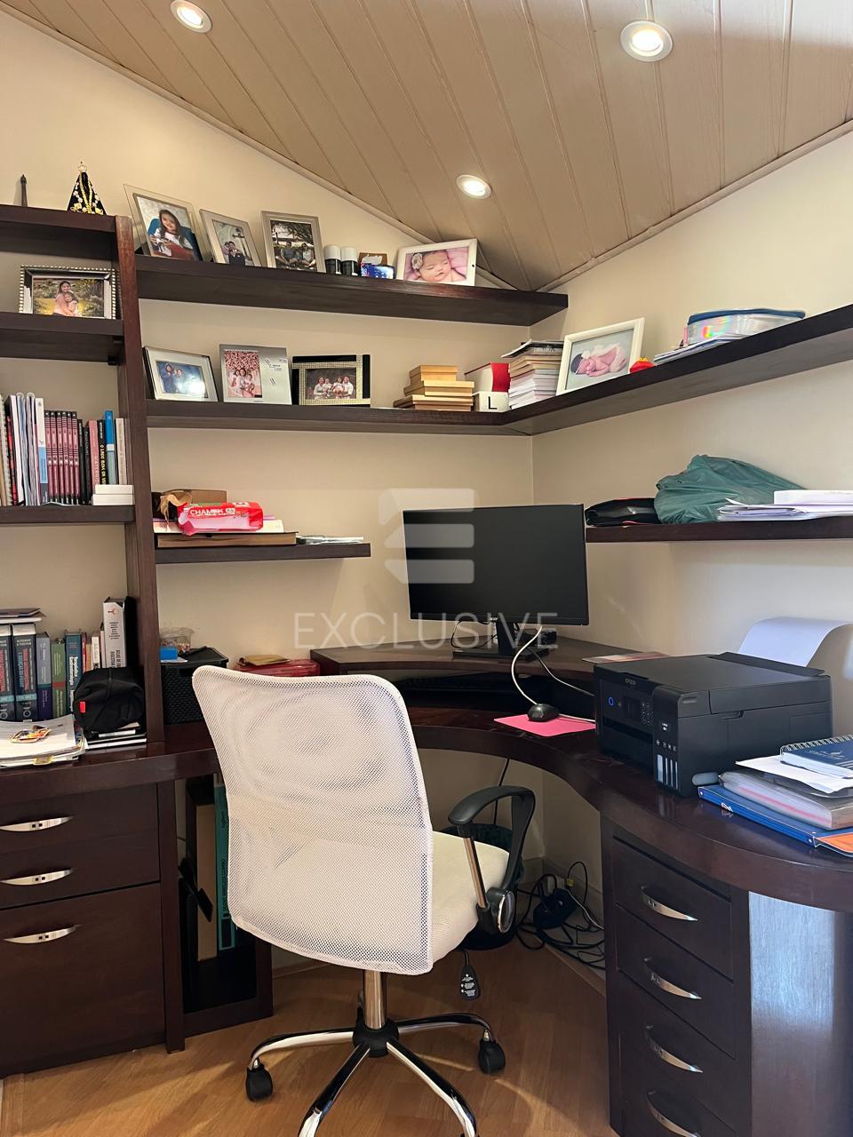 Cobertura com 2 dormit&oacute;rios &agrave; venda, 120 m&sup2; por R$ 900.000, 00 - Centro - Nova Friburgo  Nova Friburgo - 