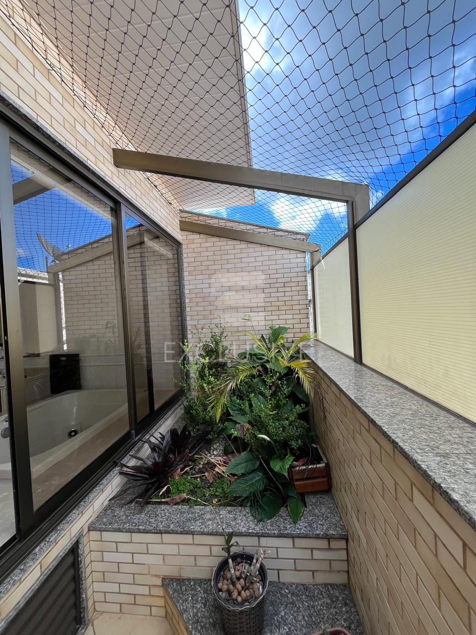 Cobertura com 2 dormit&oacute;rios &agrave; venda, 120 m&sup2; por R$ 900.000, 00 - Centro - Nova Friburgo  Nova Friburgo - 