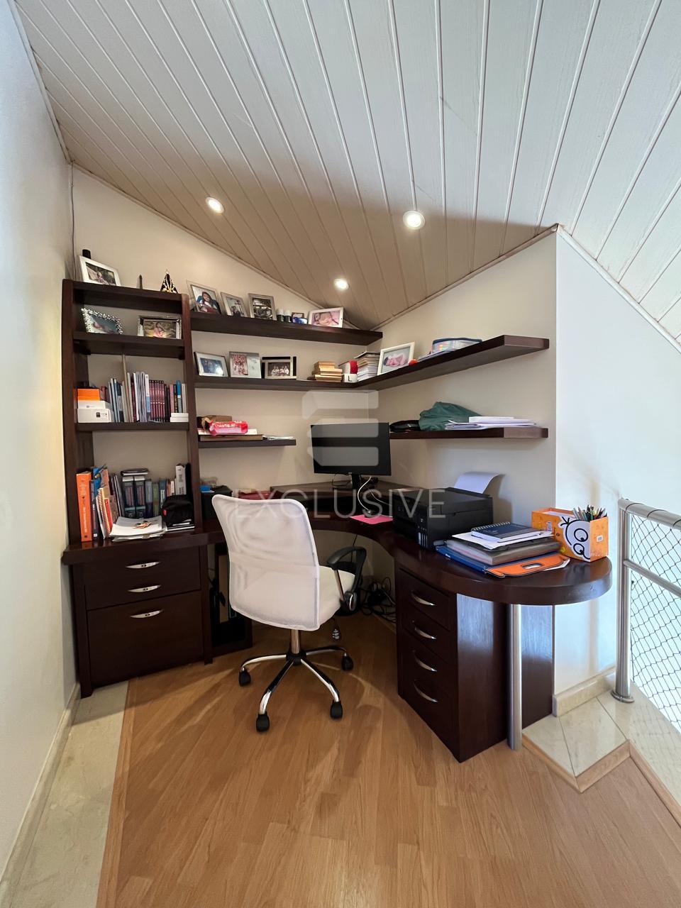 Cobertura com 2 dormit&oacute;rios &agrave; venda, 120 m&sup2; por R$ 900.000, 00 - Centro - Nova Friburgo  Nova Friburgo - 