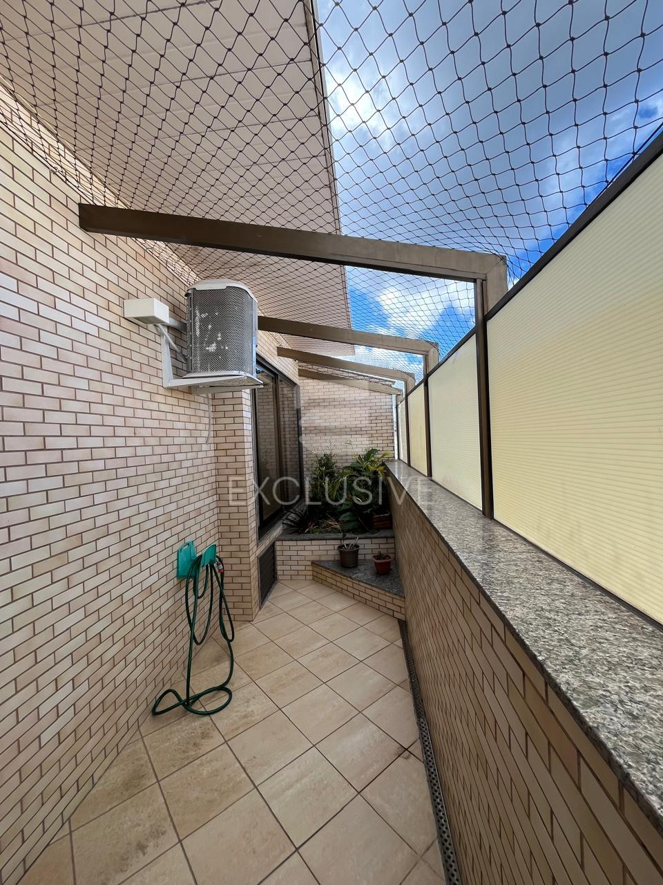 Cobertura com 2 dormit&oacute;rios &agrave; venda, 120 m&sup2; por R$ 900.000, 00 - Centro - Nova Friburgo  Nova Friburgo - 