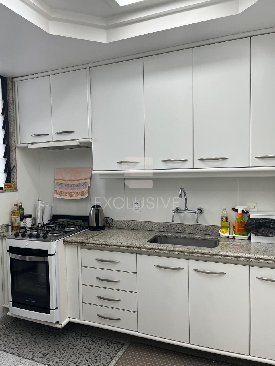 Cobertura com 2 dormit&oacute;rios &agrave; venda, 120 m&sup2; por R$ 900.000, 00 - Centro - Nova Friburgo  Nova Friburgo - 