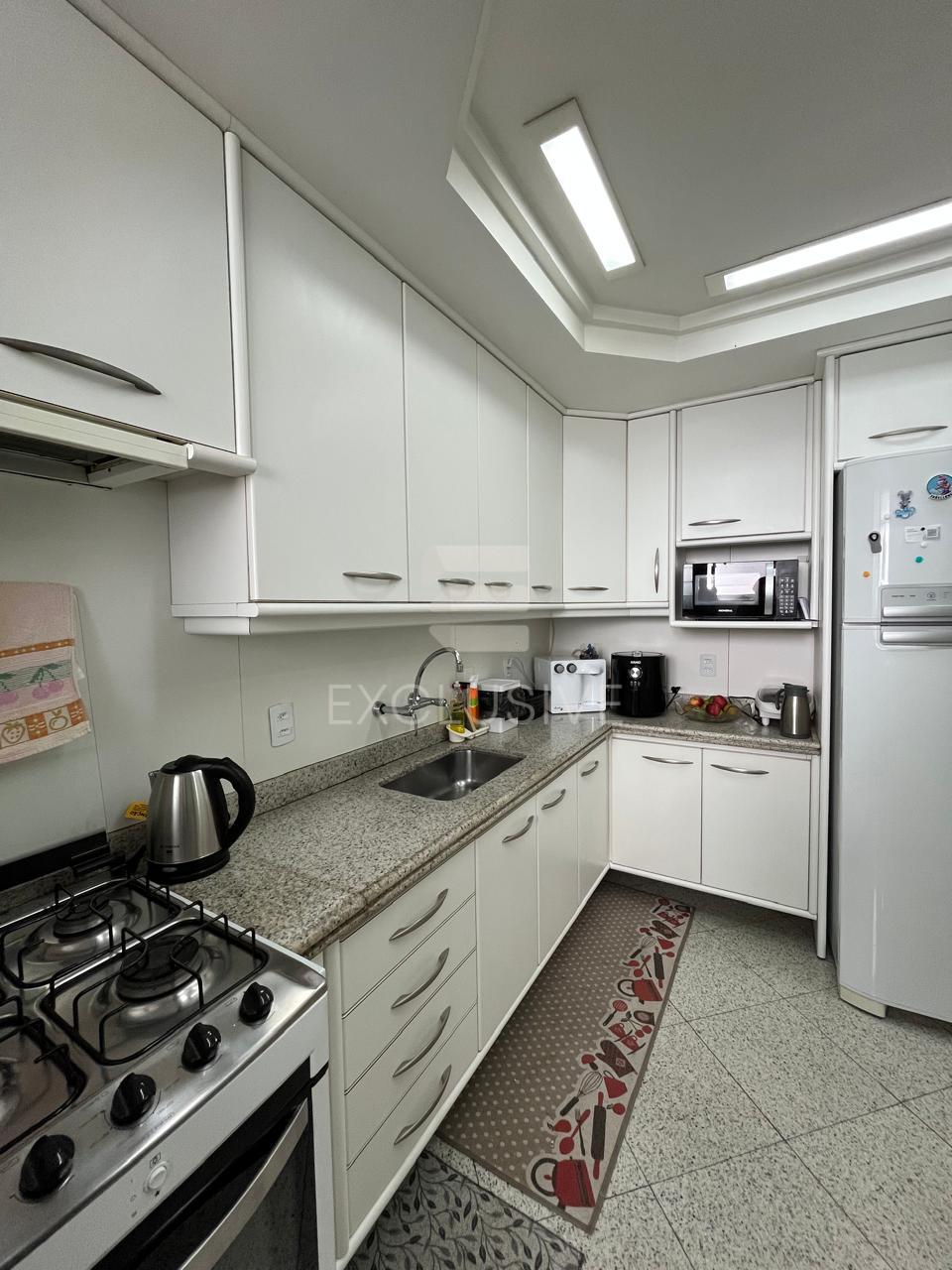 Cobertura com 2 dormit&oacute;rios &agrave; venda, 120 m&sup2; por R$ 900.000, 00 - Centro - Nova Friburgo  Nova Friburgo - 