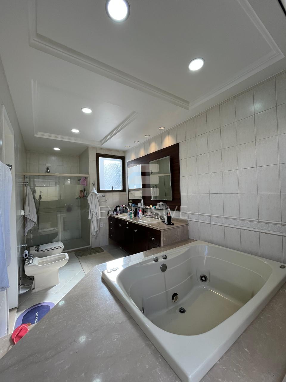 Cobertura com 2 dormit&oacute;rios &agrave; venda, 120 m&sup2; por R$ 900.000, 00 - Centro - Nova Friburgo  Nova Friburgo - 