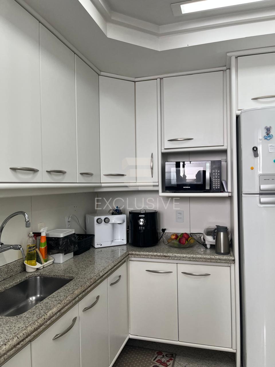 Cobertura com 2 dormit&oacute;rios &agrave; venda, 120 m&sup2; por R$ 900.000, 00 - Centro - Nova Friburgo  Nova Friburgo - 