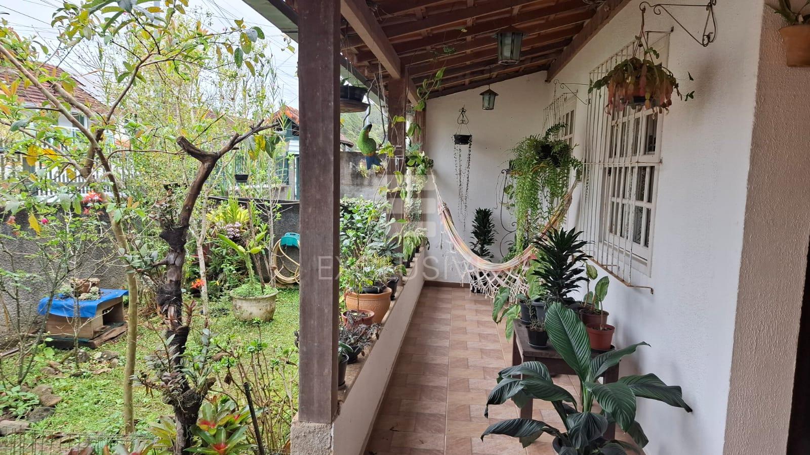 Casa com 4 dormit&oacute;rios &agrave; venda, 150 m&sup2; por R$ 550.000 - Nova Sui&ccedil;a - Nova Friburgo - RJ  Nova Friburgo - 