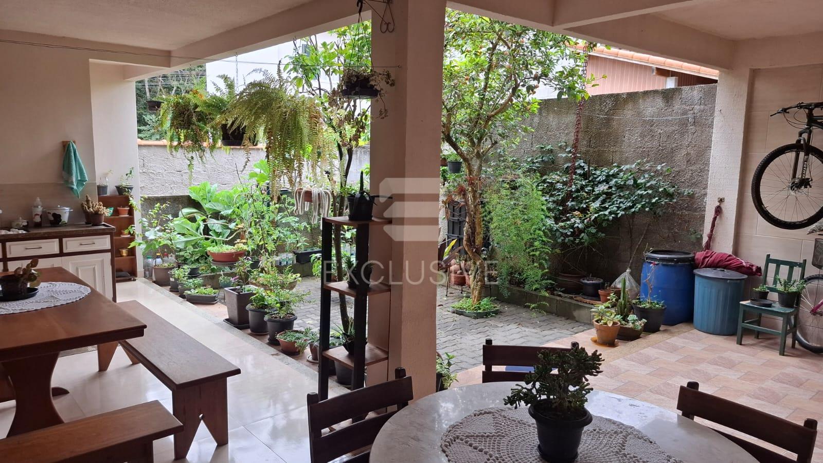 Casa com 4 dormit&oacute;rios &agrave; venda, 150 m&sup2; por R$ 550.000 - Nova Sui&ccedil;a - Nova Friburgo - RJ  Nova Friburgo - 