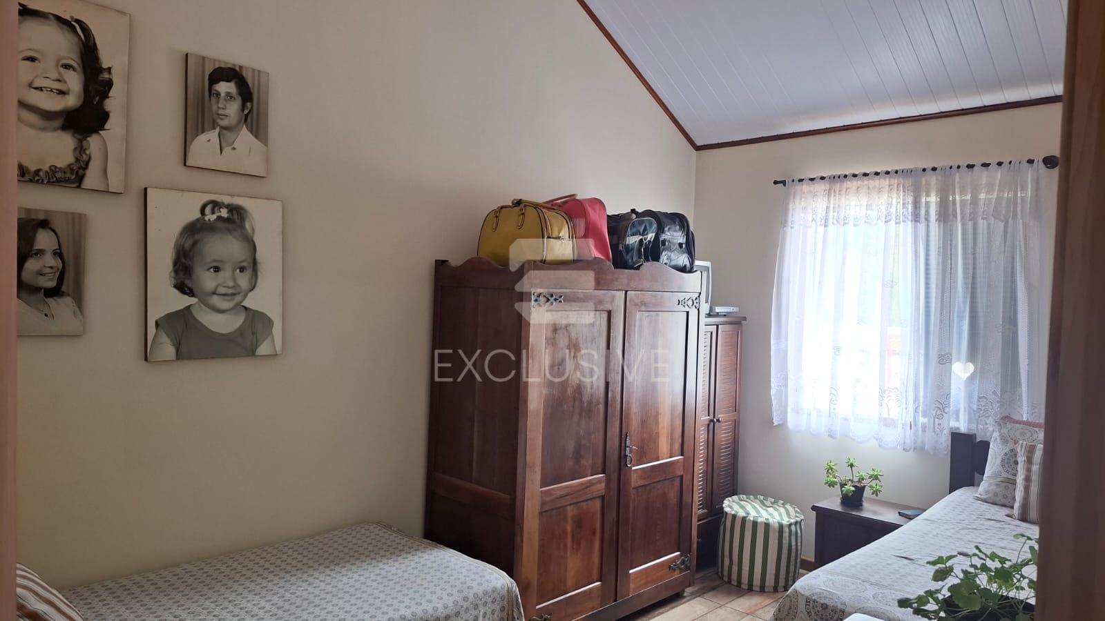 Casa com 4 dormit&oacute;rios &agrave; venda, 150 m&sup2; por R$ 550.000 - Nova Sui&ccedil;a - Nova Friburgo - RJ  Nova Friburgo - 