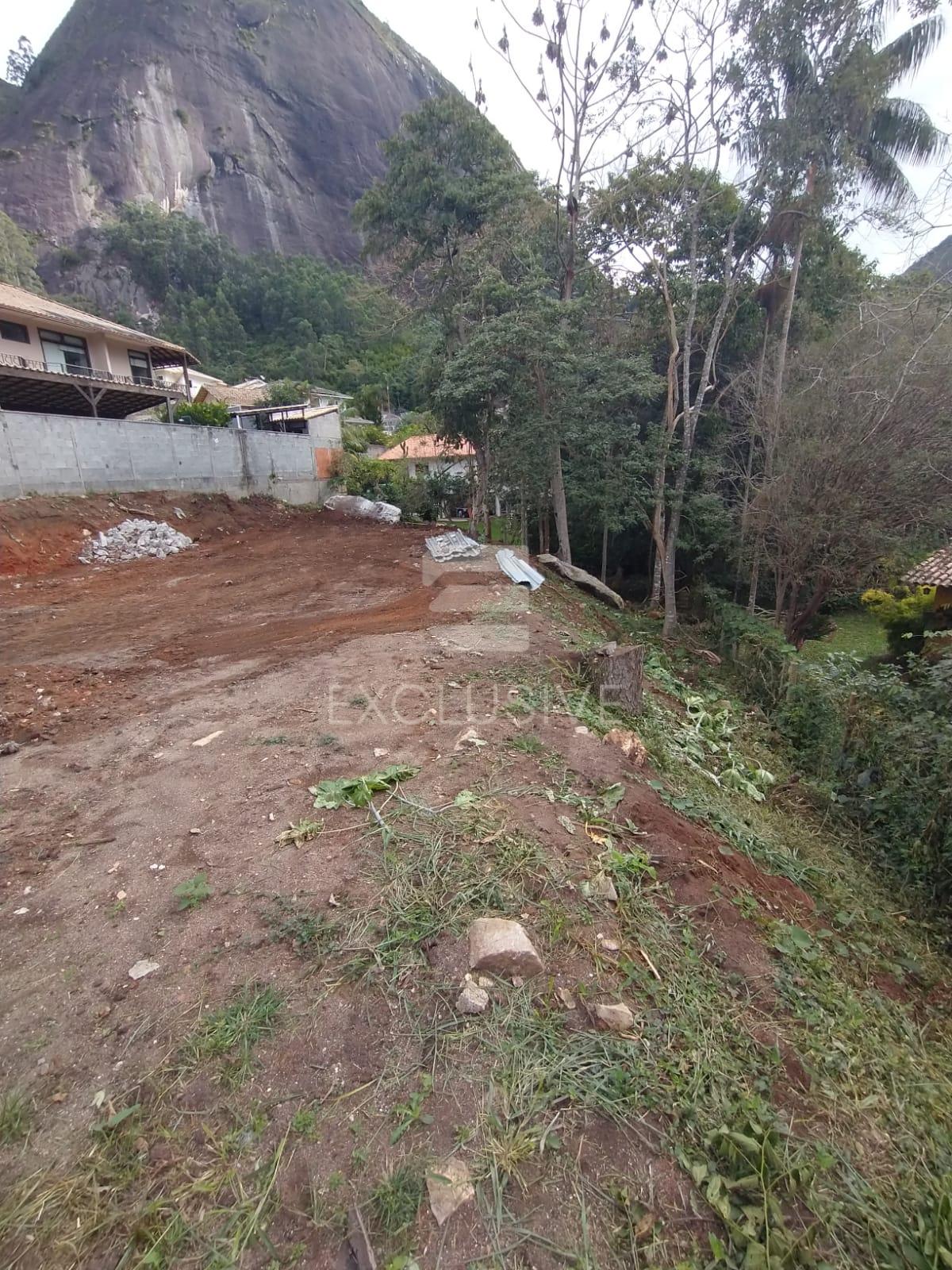 Terreno &agrave; venda, 557 m&sup2; por R$ 450.000 - Vale dos Pinheiros - Nova Friburgo/RJ  Nova Friburgo - 