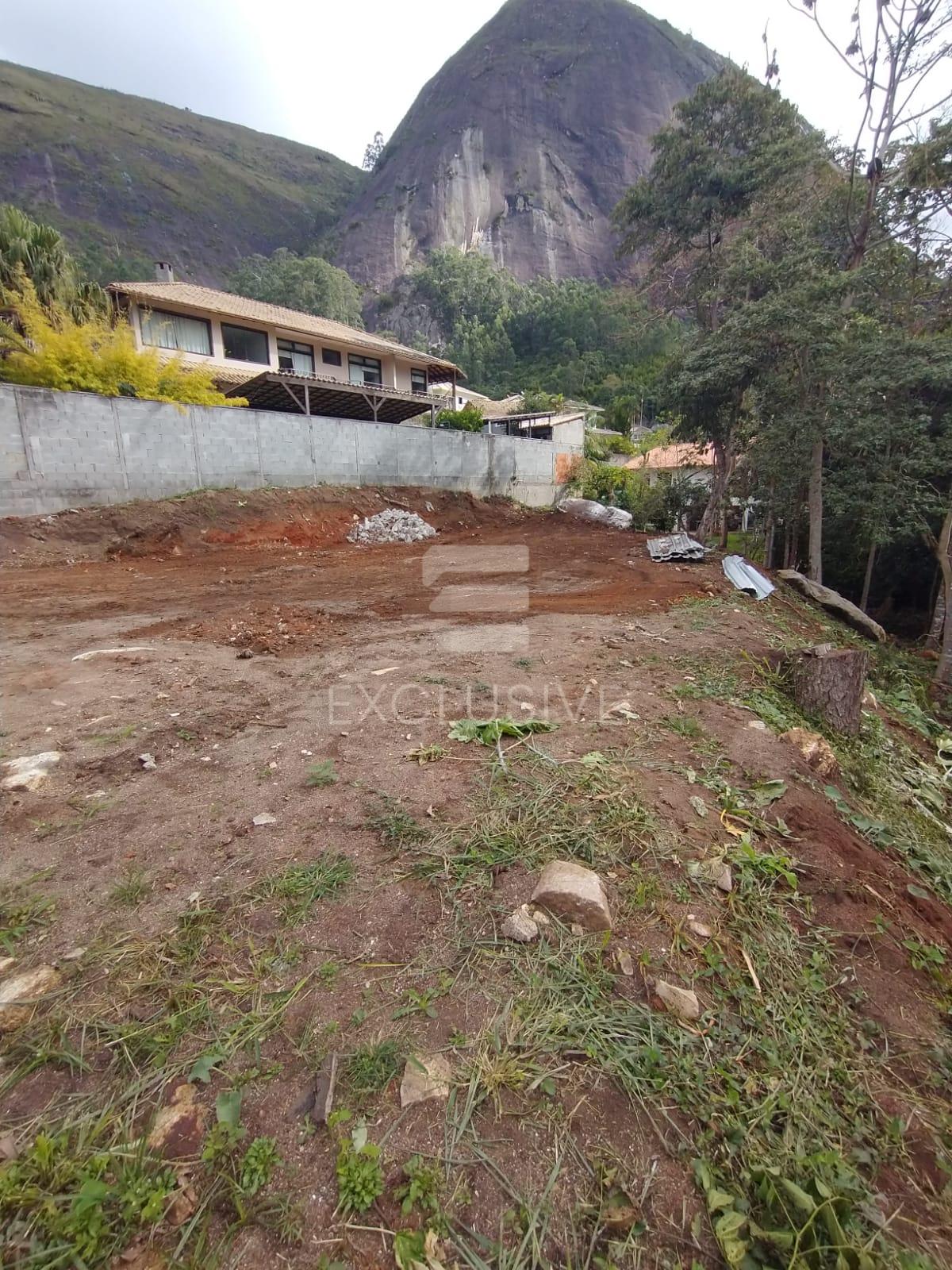 Terreno &agrave; venda, 557 m&sup2; por R$ 450.000 - Vale dos Pinheiros - Nova Friburgo/RJ  Nova Friburgo - 