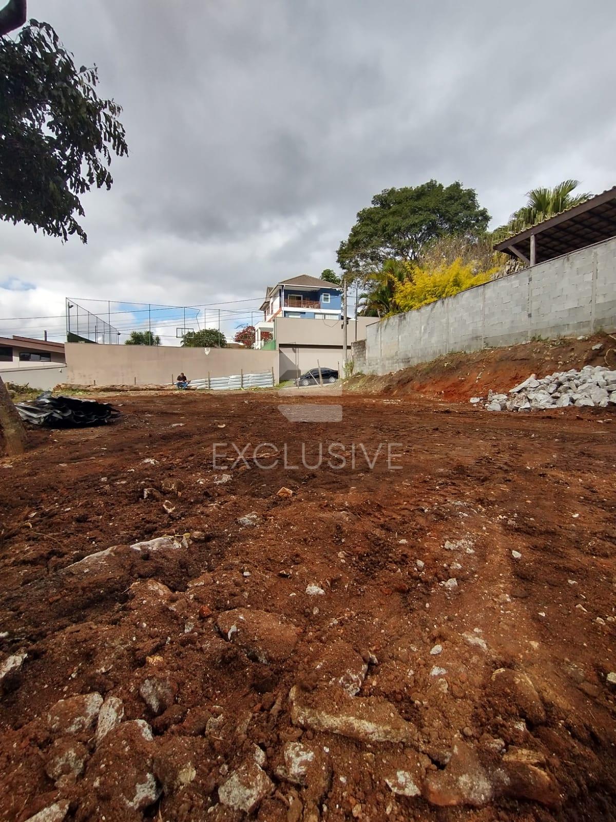 Terreno &agrave; venda, 557 m&sup2; por R$ 450.000 - Vale dos Pinheiros - Nova Friburgo/RJ  Nova Friburgo - 