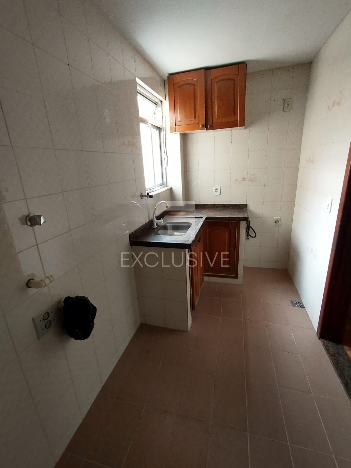 Apartamento com 3 dormit&oacute;rios &agrave; venda, 58 m&sup2; por R$ 200.000 - Vila Am&eacute;lia -  Friburgo - RJ  Nova Friburgo - 