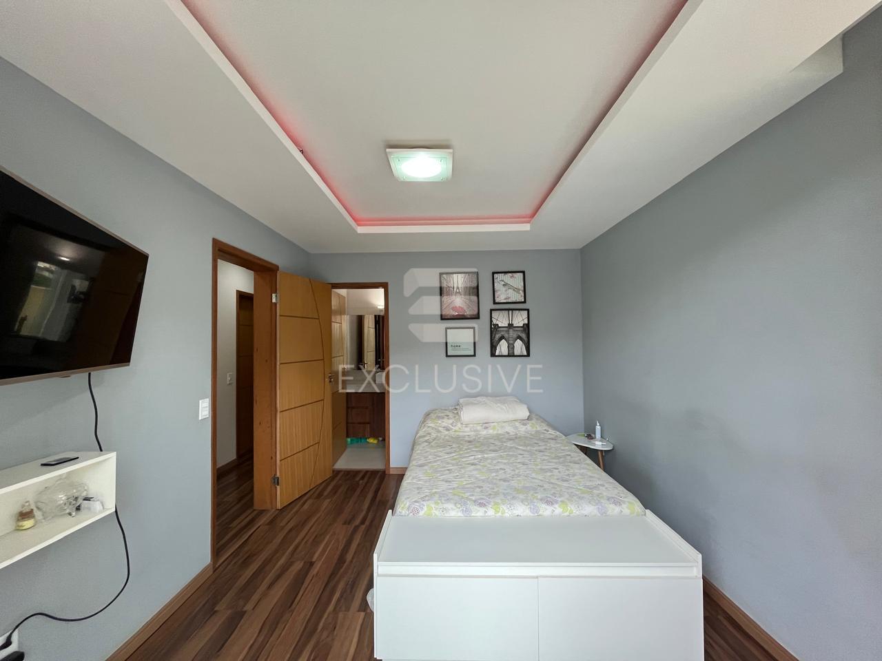 Casa com 4 dormit&oacute;rios &agrave; venda, 260 m&sup2; por R$ 795.000,00 -Perisse - Nova Friburgo/RJ Rua Almirante Pinto Guedes Nova Friburgo - 