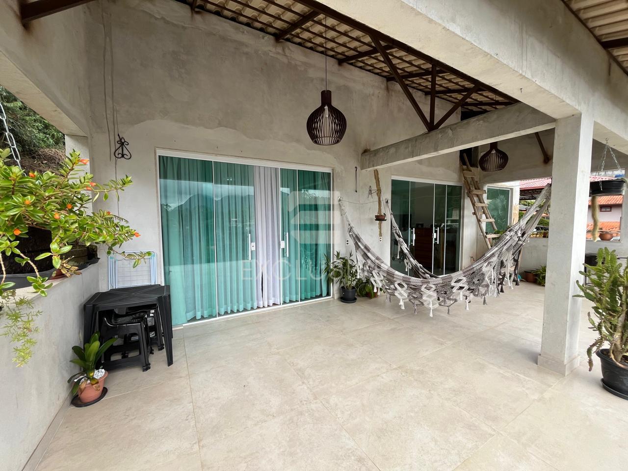 Casa com 4 dormit&oacute;rios &agrave; venda, 260 m&sup2; por R$ 795.000,00 -Perisse - Nova Friburgo/RJ Rua Almirante Pinto Guedes Nova Friburgo - 