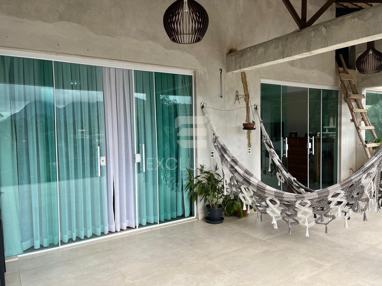 Casa com 4 dormit&oacute;rios &agrave; venda, 260 m&sup2; por R$ 795.000,00 -Perisse - Nova Friburgo/RJ Rua Almirante Pinto Guedes Nova Friburgo - 