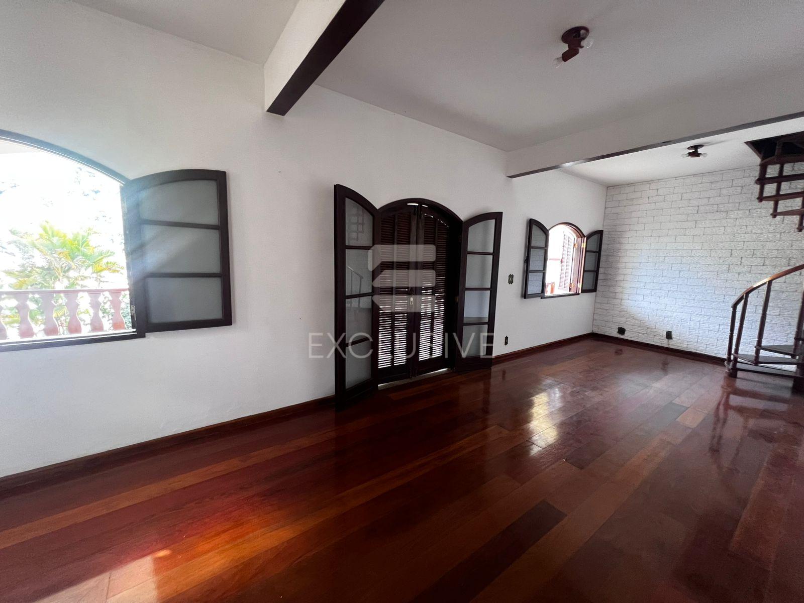 EXCELENTE CASA LOCA&Ccedil;&Atilde;O NO CENTRO DO CONEGO DE 3 QUARTOS R$3.900,00  Nova Friburgo - 