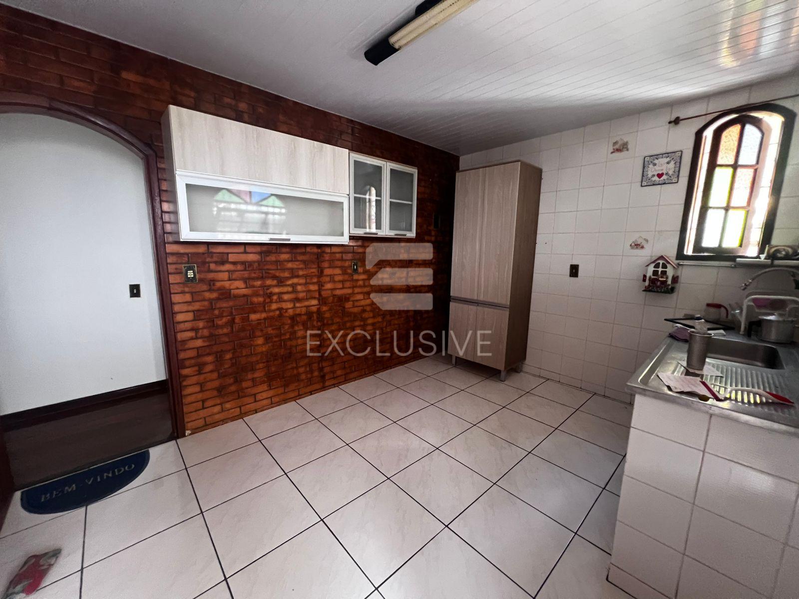 EXCELENTE CASA LOCA&Ccedil;&Atilde;O NO CENTRO DO CONEGO DE 3 QUARTOS R$3.900,00  Nova Friburgo - 