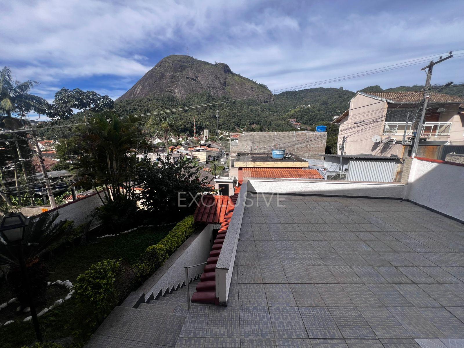 EXCELENTE CASA LOCA&Ccedil;&Atilde;O NO CENTRO DO CONEGO DE 3 QUARTOS R$3.900,00  Nova Friburgo - 