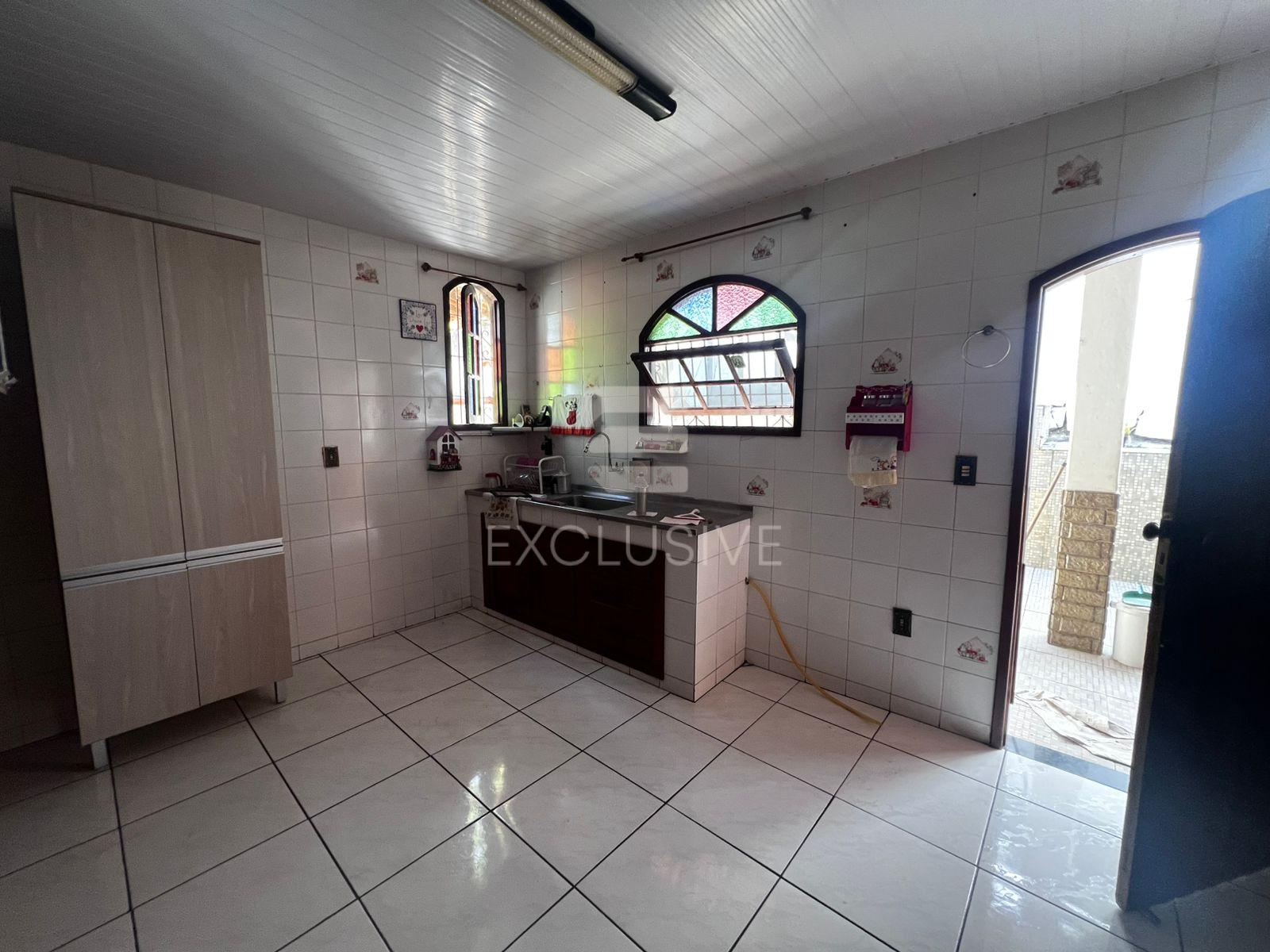 EXCELENTE CASA LOCA&Ccedil;&Atilde;O NO CENTRO DO CONEGO DE 3 QUARTOS R$3.900,00  Nova Friburgo - 