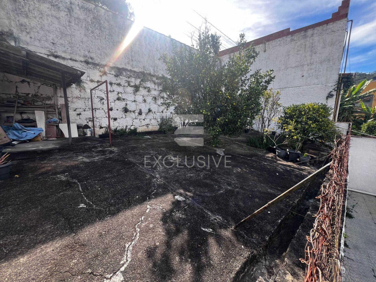 EXCELENTE CASA LOCA&Ccedil;&Atilde;O NO CENTRO DO CONEGO DE 3 QUARTOS R$3.900,00  Nova Friburgo - 